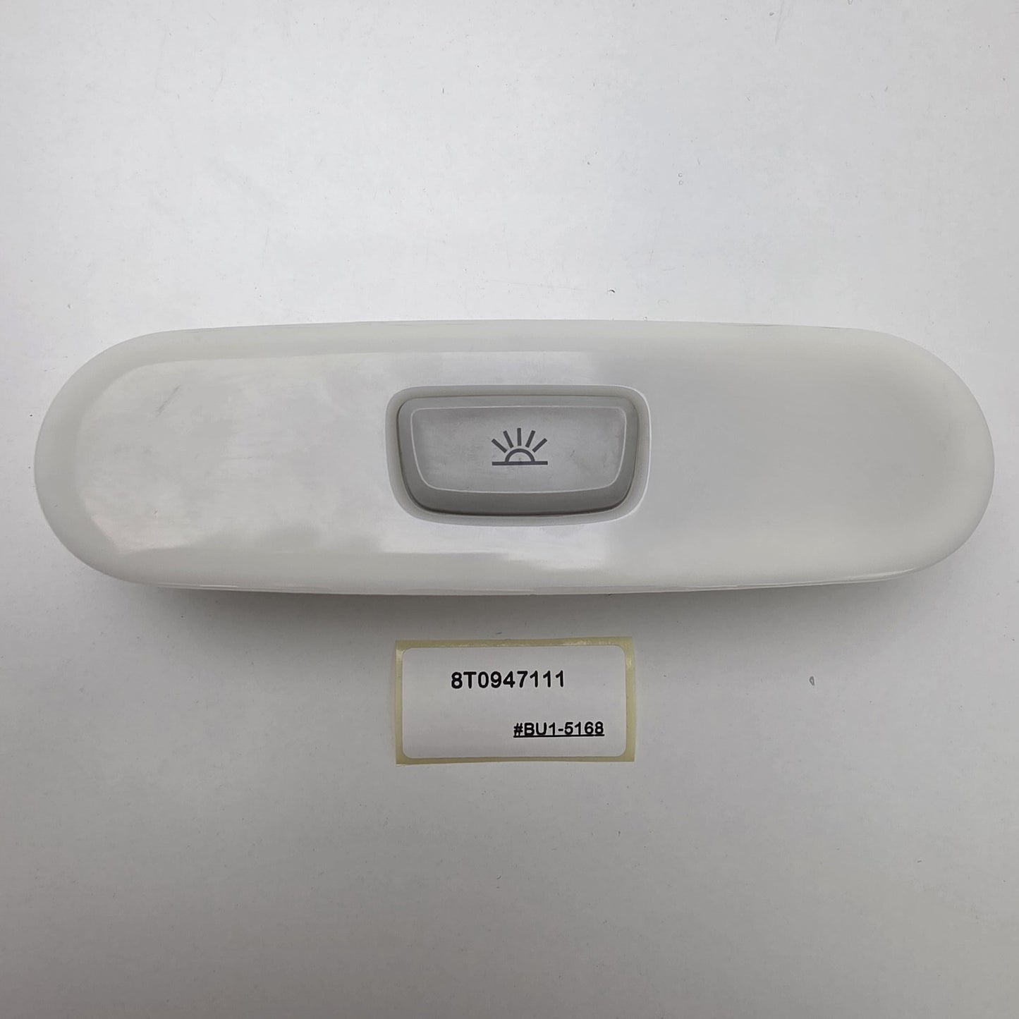 2008-2015 Audi A4 Interior Light 8T0947111