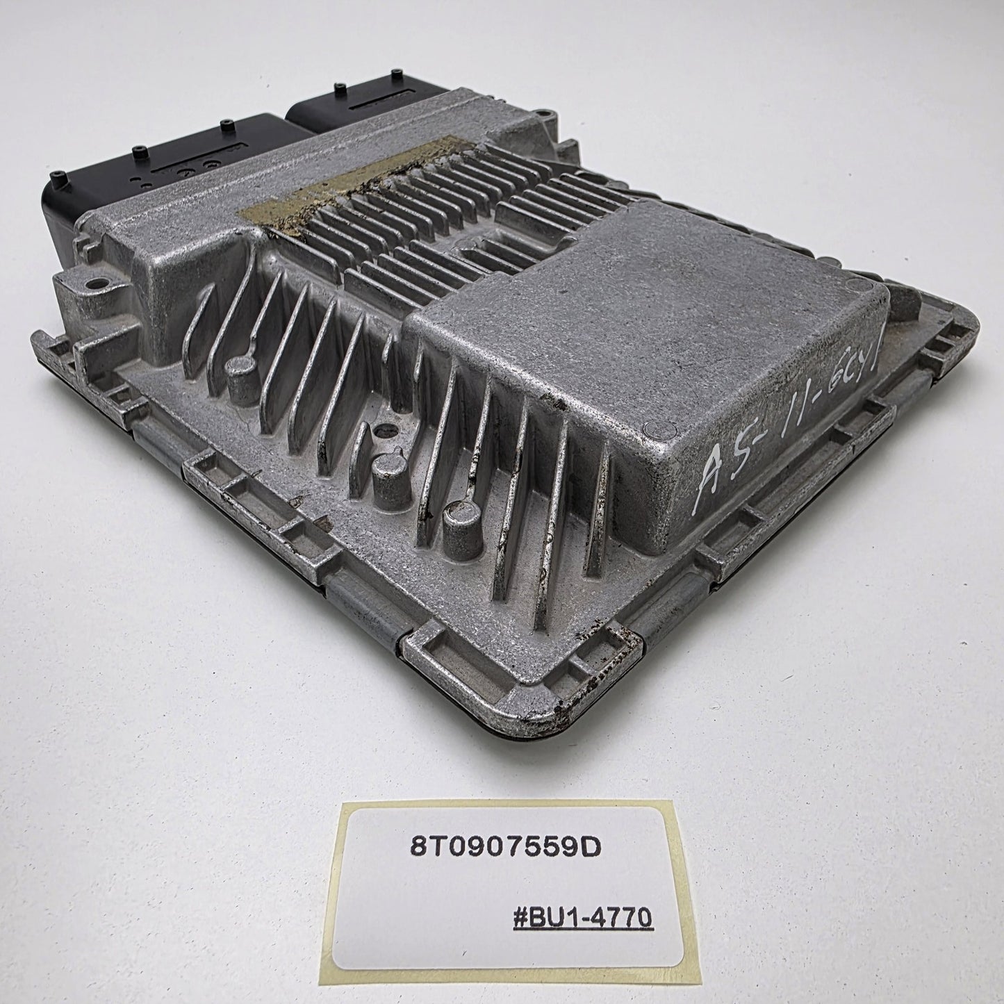 2007-2017 Audi A4 ENGINE CONTROL UNIT SIMOS 8.20 8T0907559D