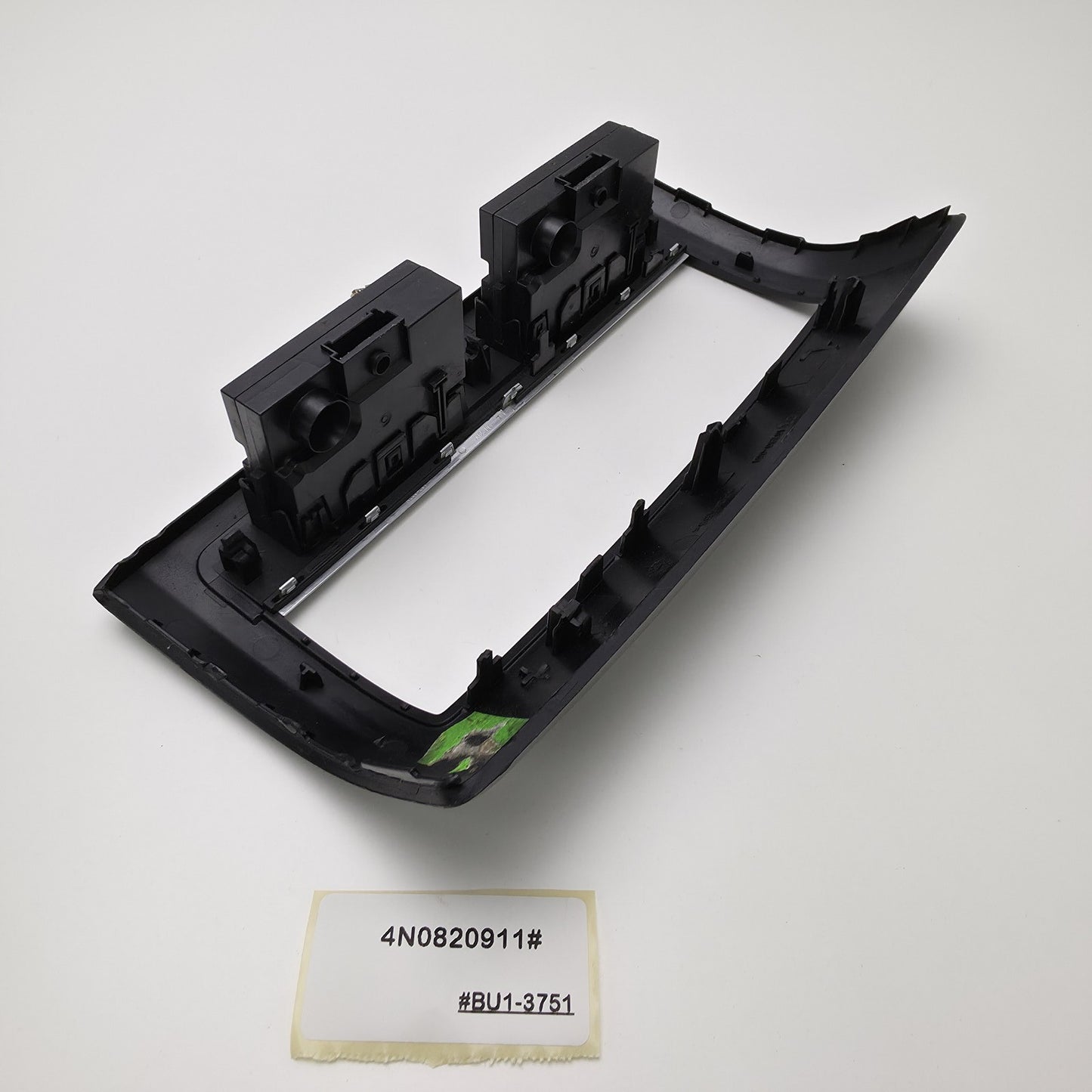 2019-2025 Audi A8, 2 Climate Control Units with Trim 4N0820911