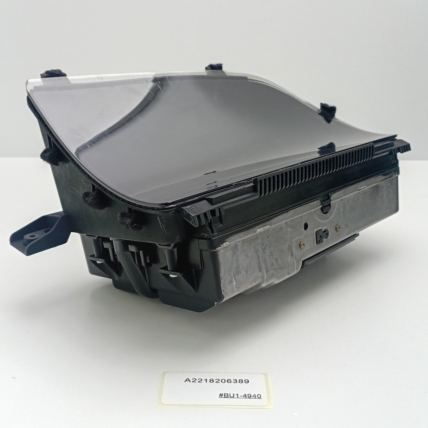 2007-2009 Mercedes-Benz S63 Navigation Display Screen A2218206389