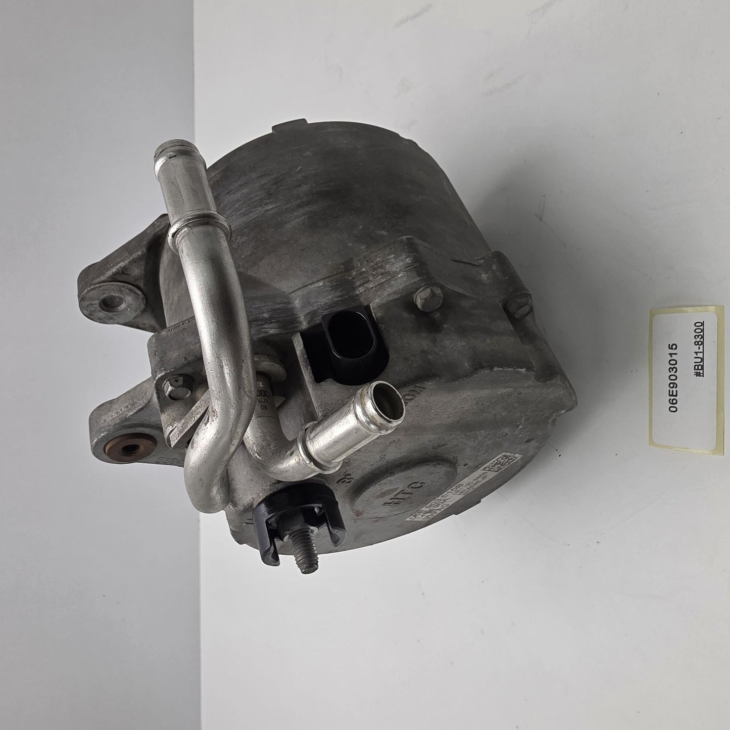 2011-2017 Audi Q7 Alternator 06E903015