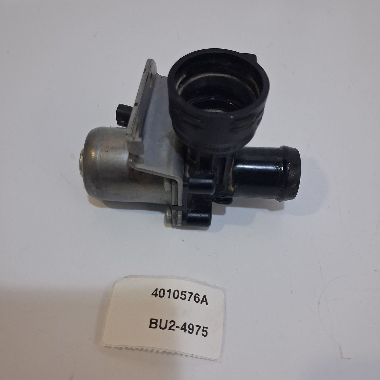 2012 Mercedes-Benz C Thermostat Housing 4010576A