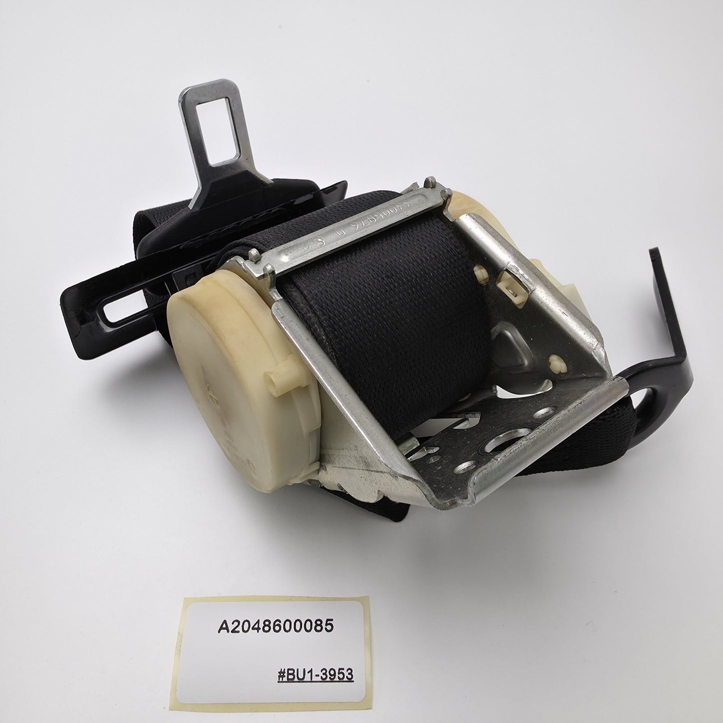 2004-2015 Mercedes-Benz C-Class Rear Central Seat Safety Belt A2048600085
