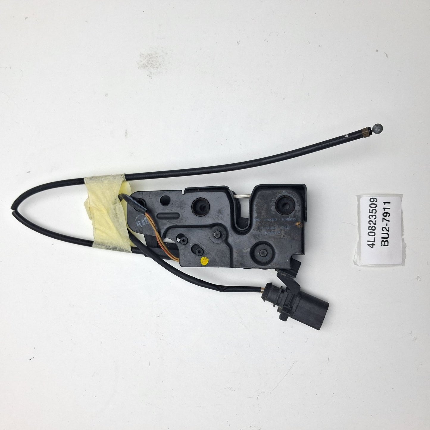2007-2015 Audi Q7 Hood Lock Latch 4L0823509