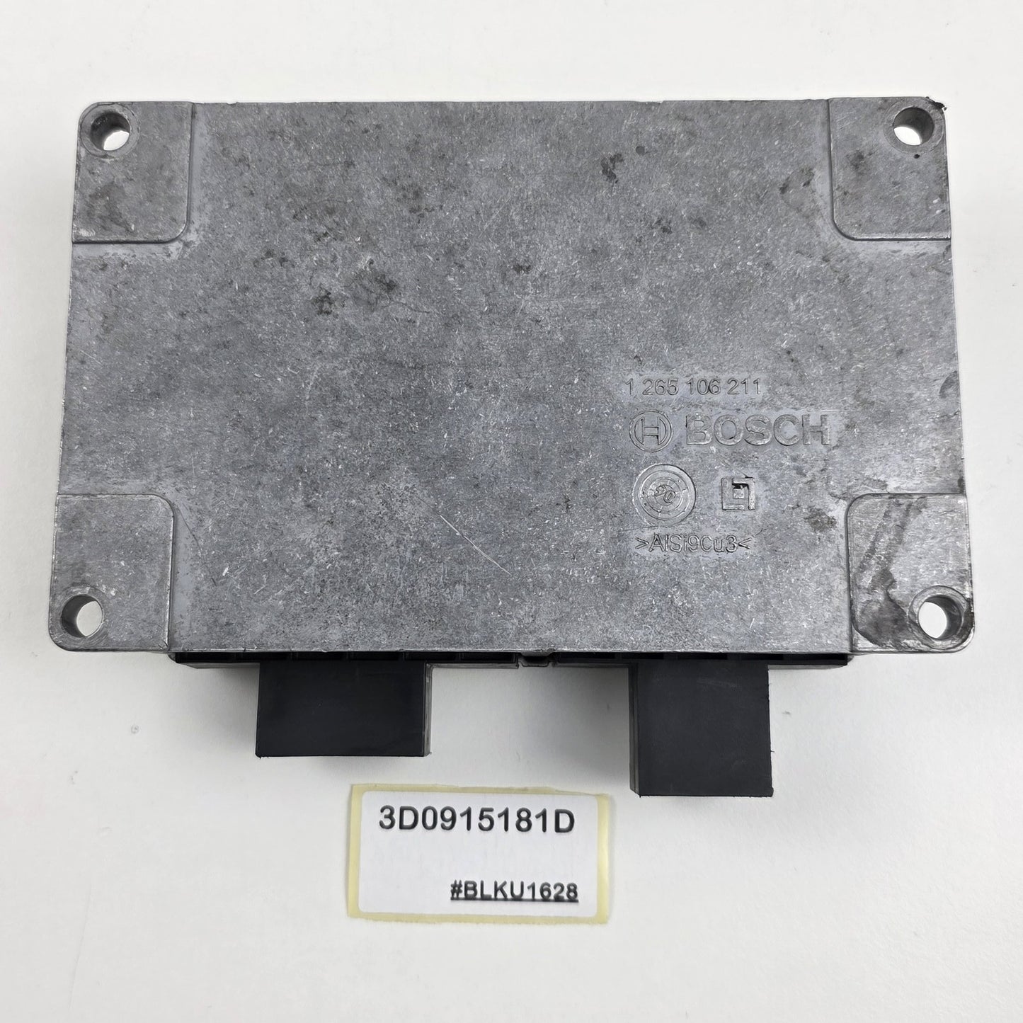 2004-2006 Volkswagen Phaeton Battery Monitoring Control Module 3D0915181D