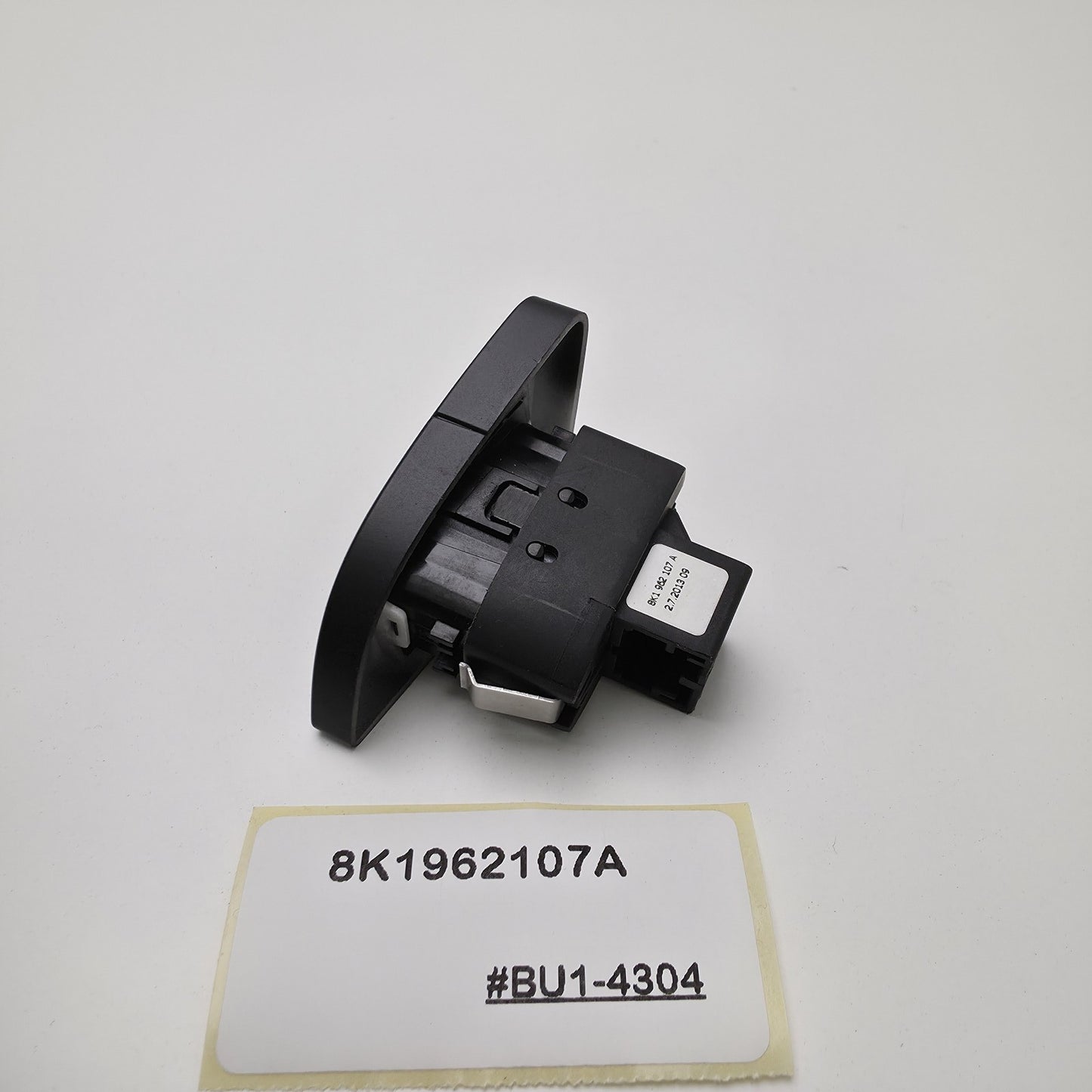 2008-2014 Audi A4 allroad Central Door Lock Switch 8K1962107A