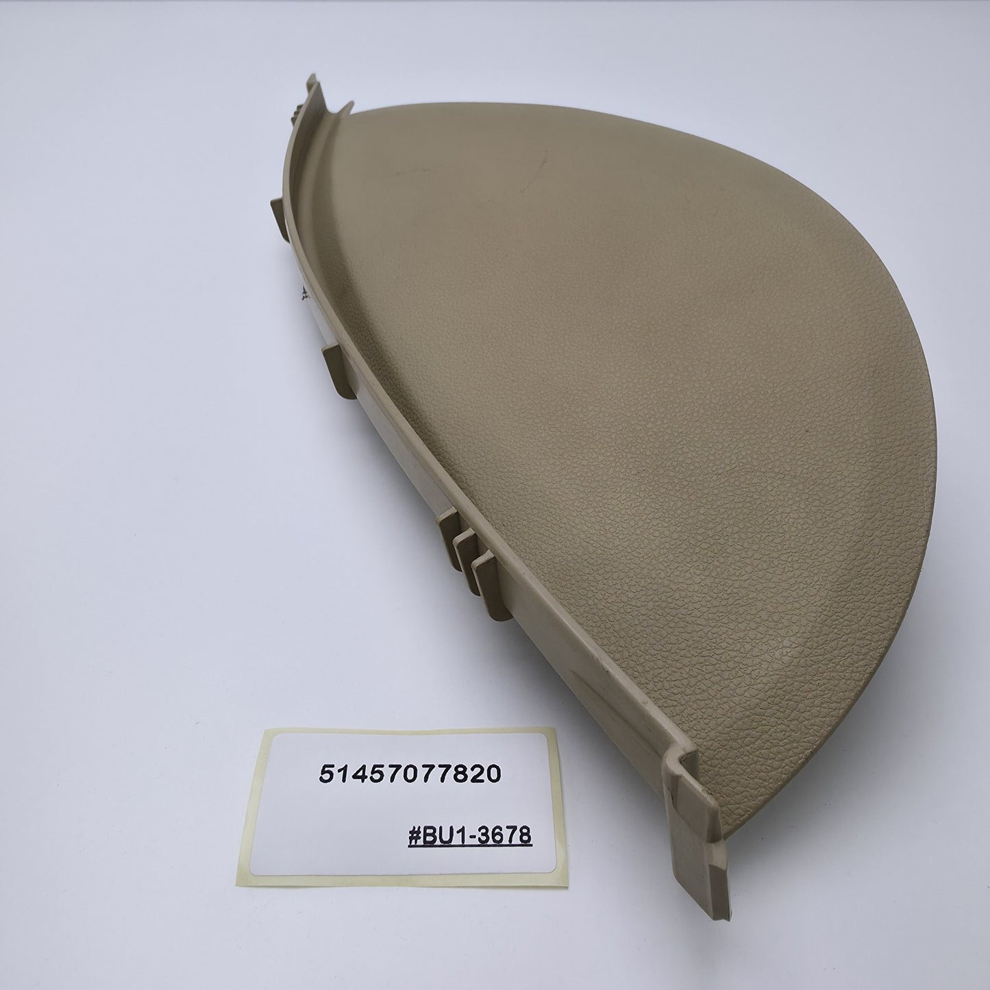 2007-2008 BMW 325i Dash End Cap Cover Right 51457077820