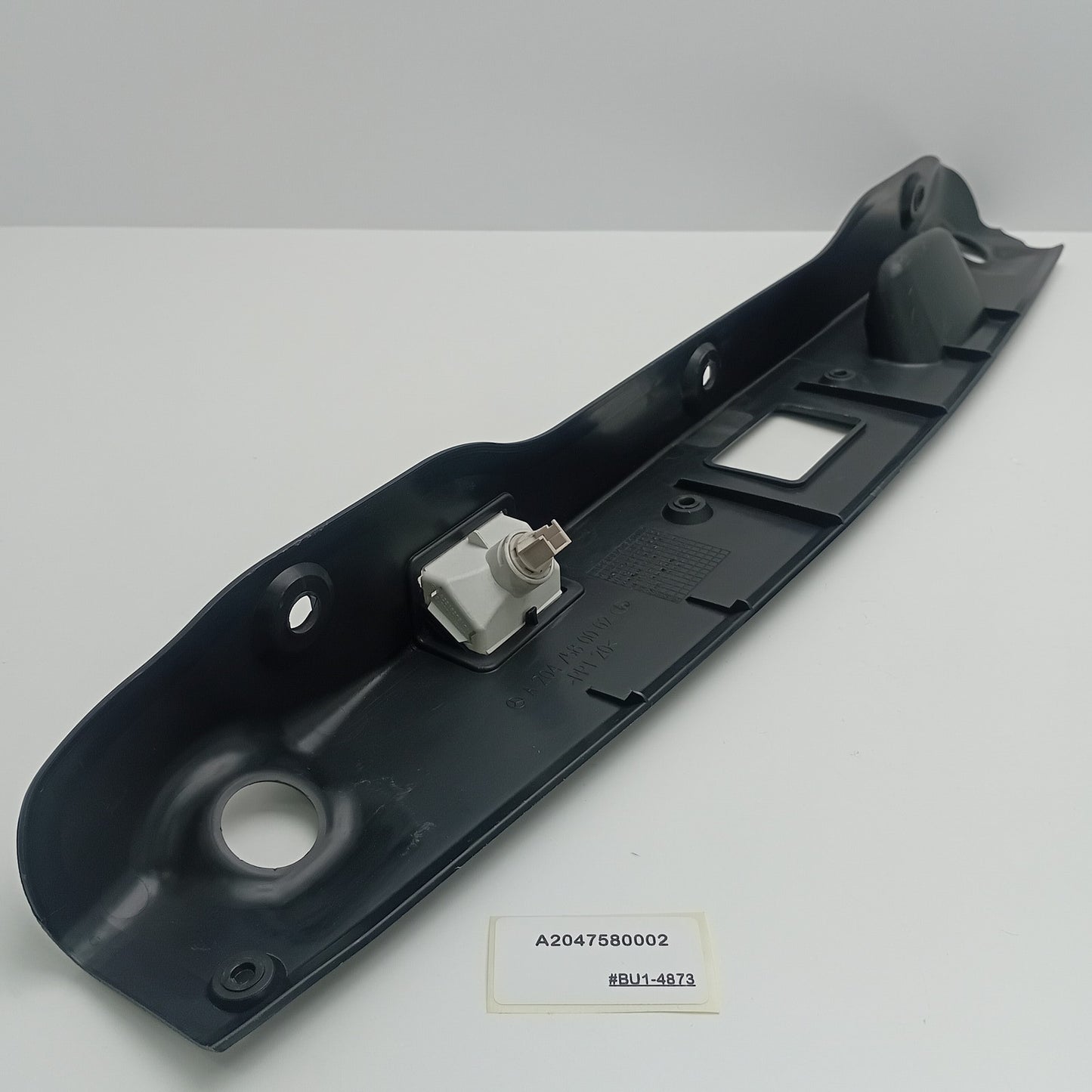 2007-2014 Mercedes-Benz W204 Rear Trunk Lid Tailgate Handle Trim A2047580002