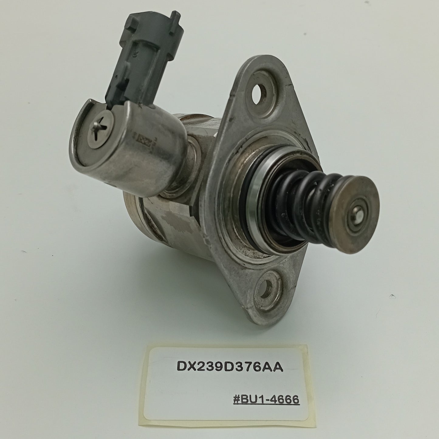 2010-2019 Land Rover Range Rover High Pressure Fuel Pump DX239D376AA