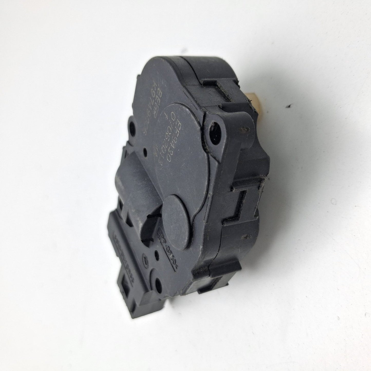 2009-2017 Audi Q5 Heater Flap Motor Actuator K9749006 Used