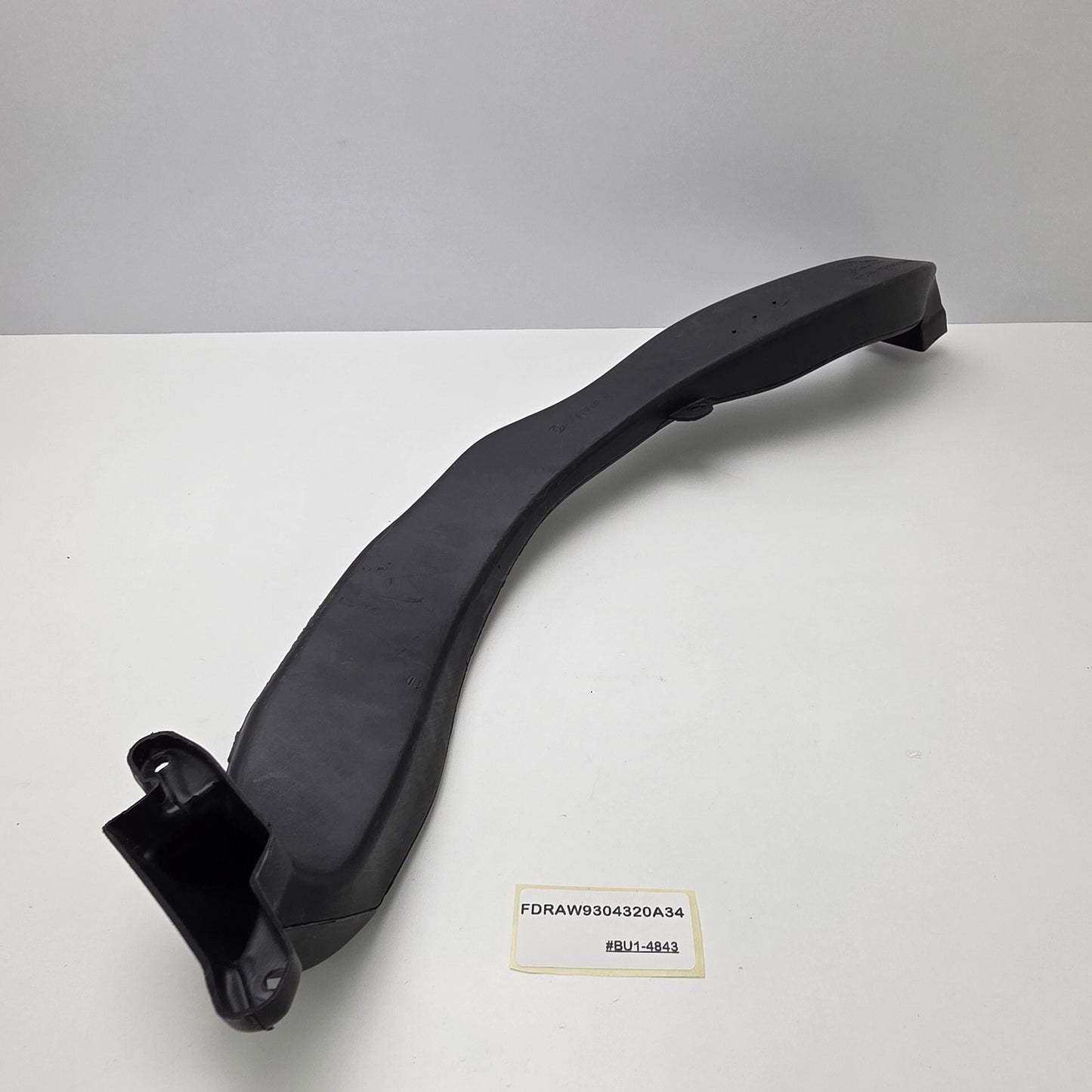 2009-2017 Jaguar XJ X351 Intake Hose Air Pipe FDRAW9304320A34