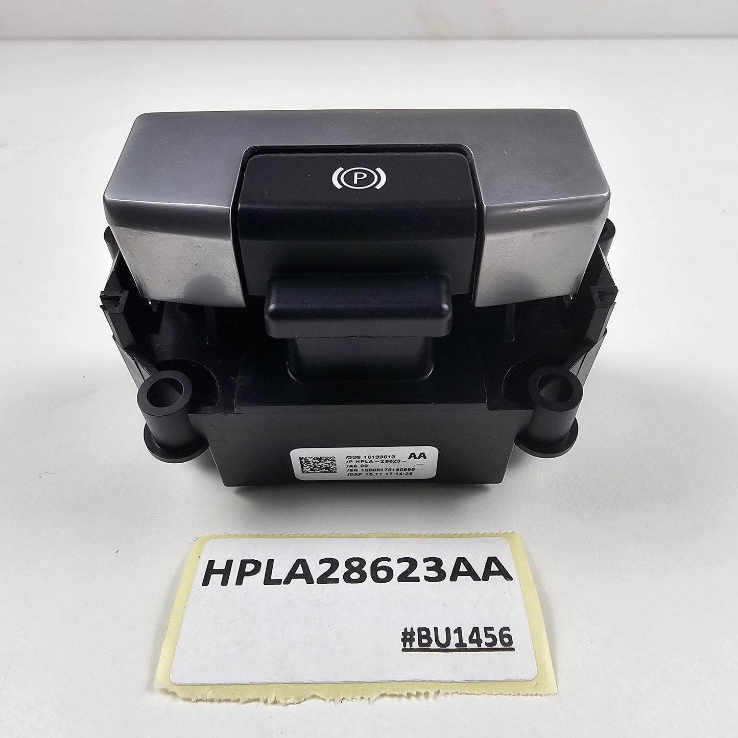 2017-2022 Land Rover Discovery L462 Hand Parking Brake Switch HPLA28623AA