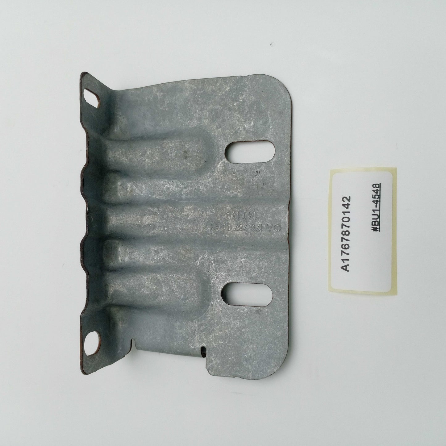 2014-2023 Mercedes-Benz CLA Sunroof Support Bracket Right A1767870142