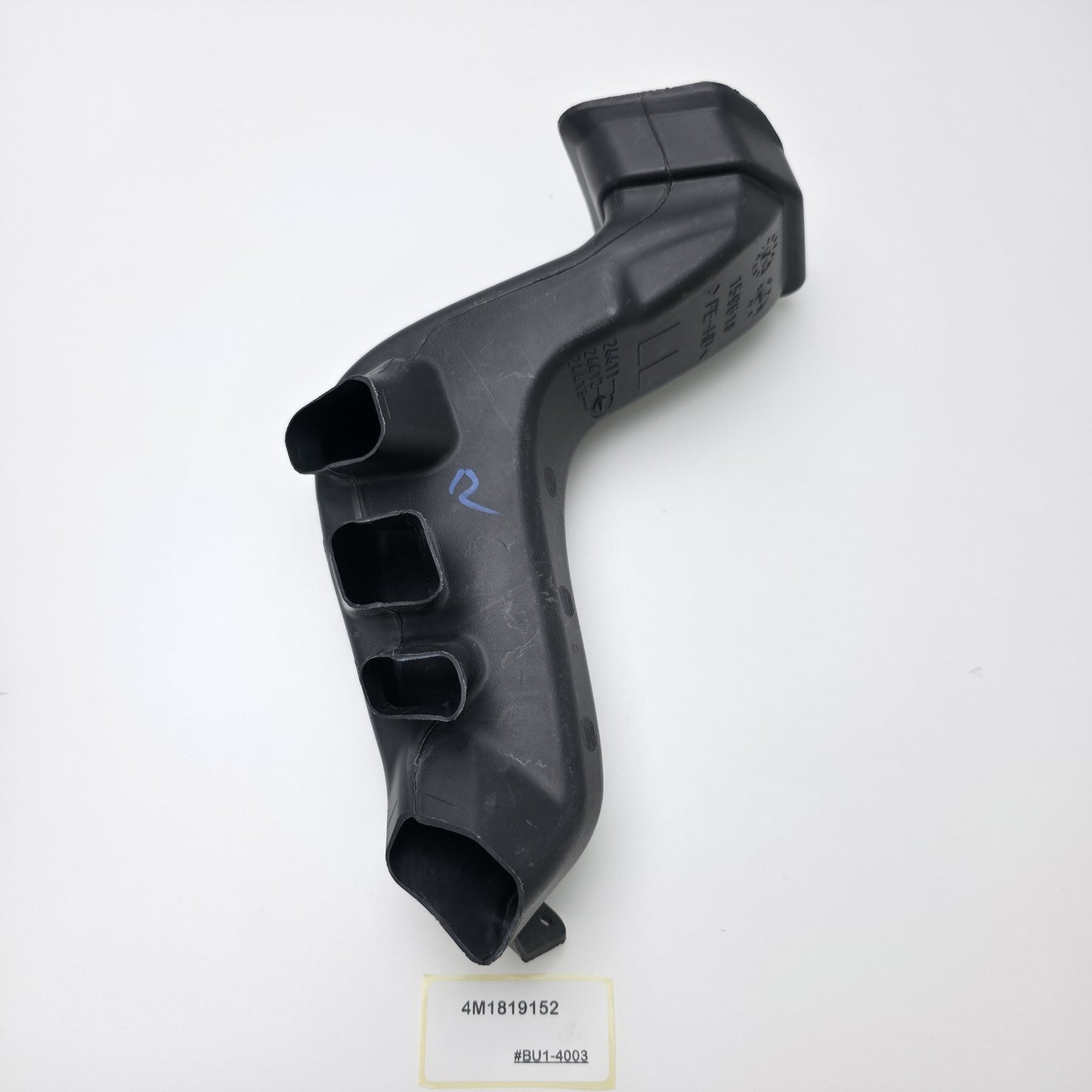 2017-2019 Bentley Bentayga Instrument Panel Air Duct Front Rear Lower 4M1819152