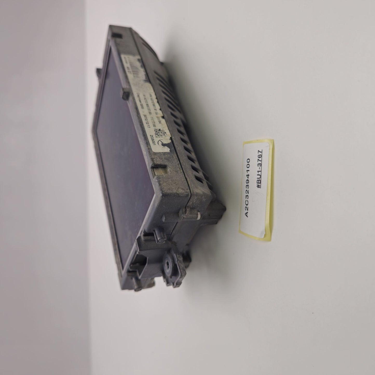 2010-2013 Mercedes-Benz E Class Information Display Screen A2C32394100