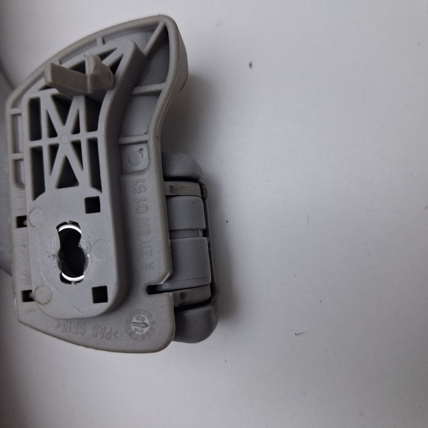 2002-2006 Mercedes-Benz E-Class Roof Grab Handle A2118100151