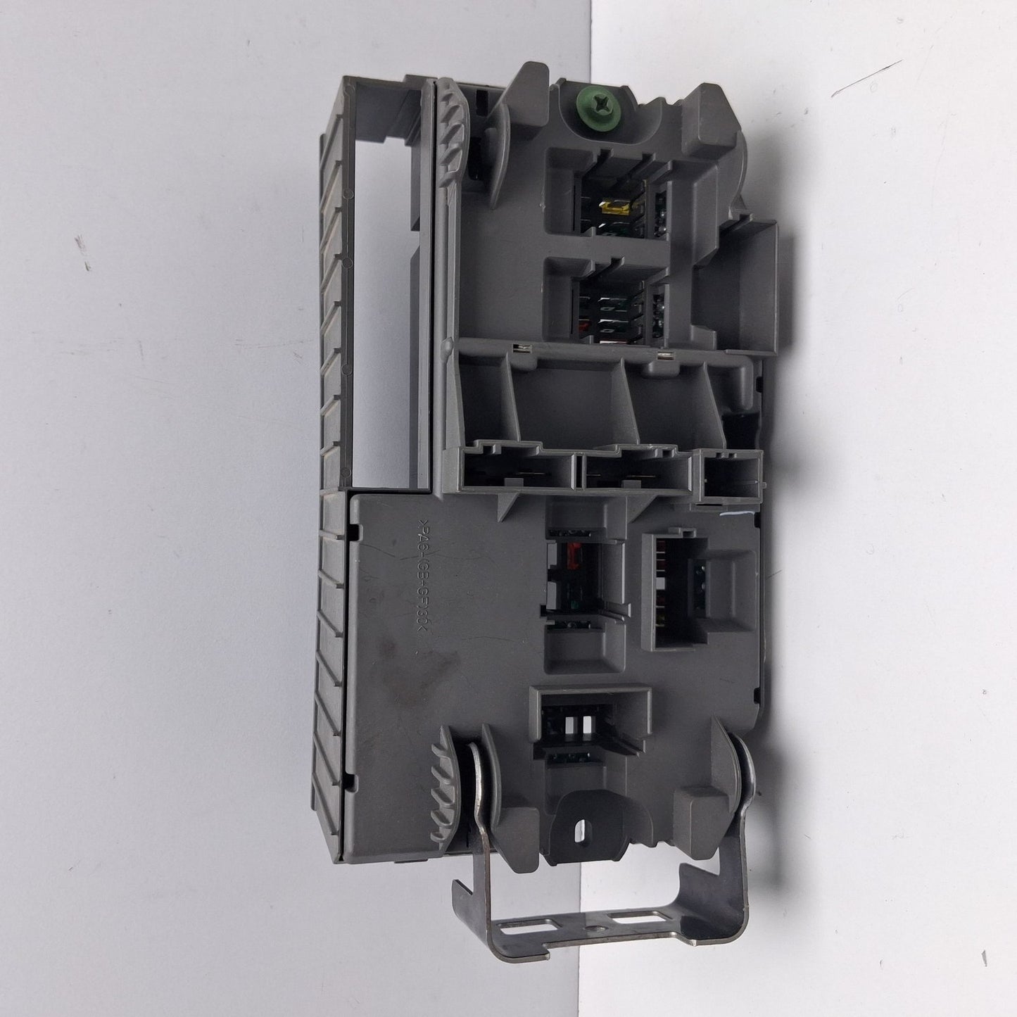 2007-2013 BMW X5 Cabin Fuse Relay Junction Box 518953039