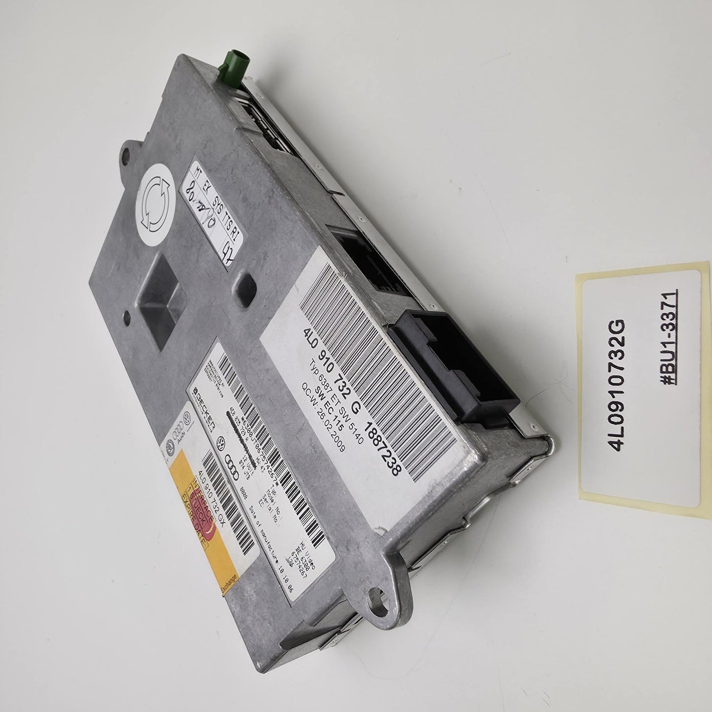 2006-2015 Audi Q7 MMI Control Unit 4L0910732G