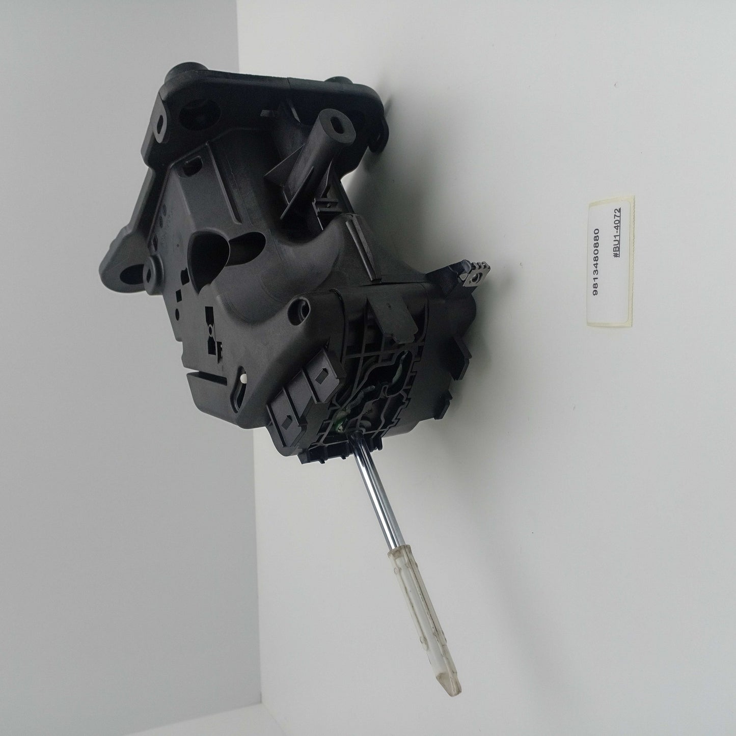 2011-2017 Citroen DS5 SHIFTER LEVER 9813480880