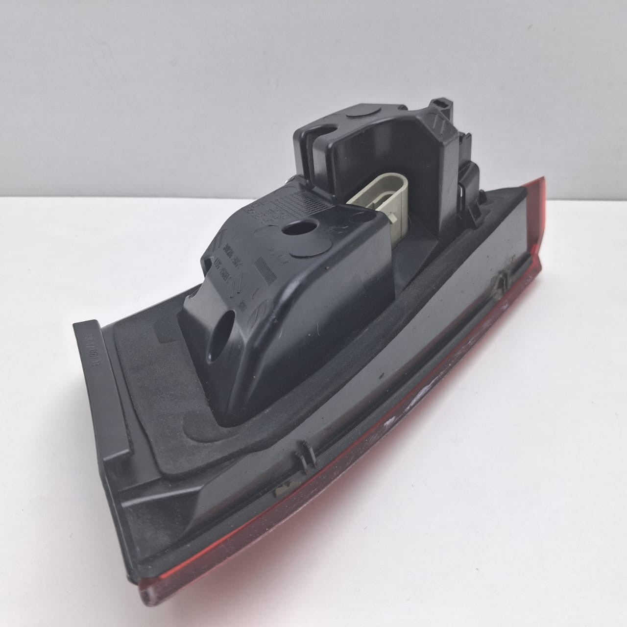 2013-2018 Lexus ES300h Front Floor Cover RH 58165-33010