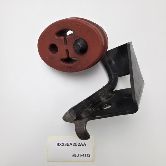2011 Jaguar XJ Holding Bracket, silencer 9X235A252AA