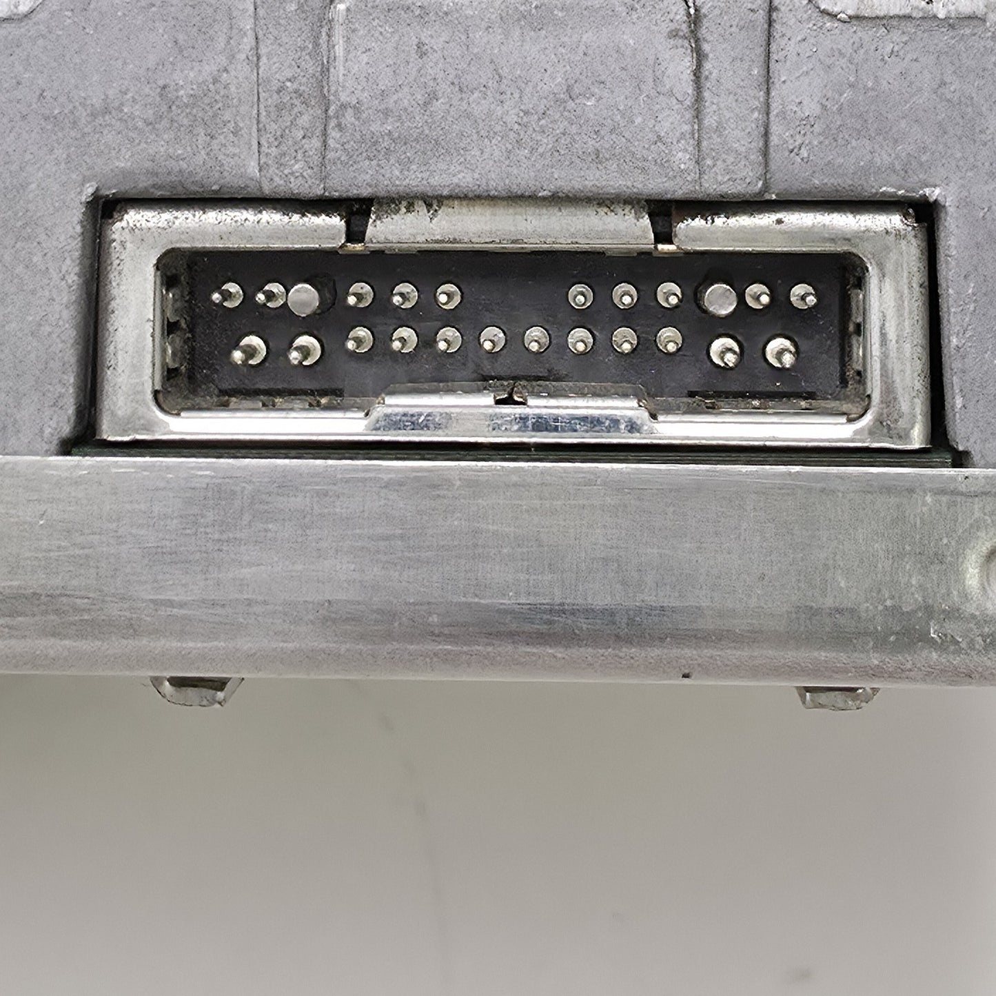 2004-2006 Audi A8 MMI CONTROL UNIT MODULE 4E0035729A