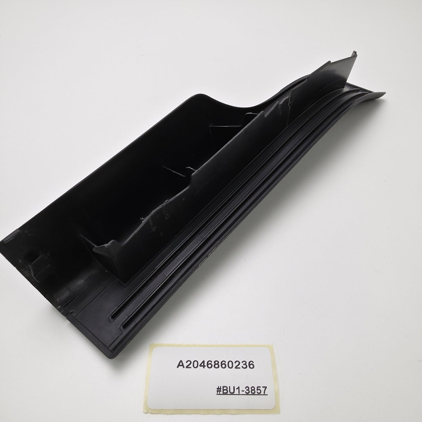 2007-2014 Mercedes-Benz C-Class Door sill inner rear right A2046860236