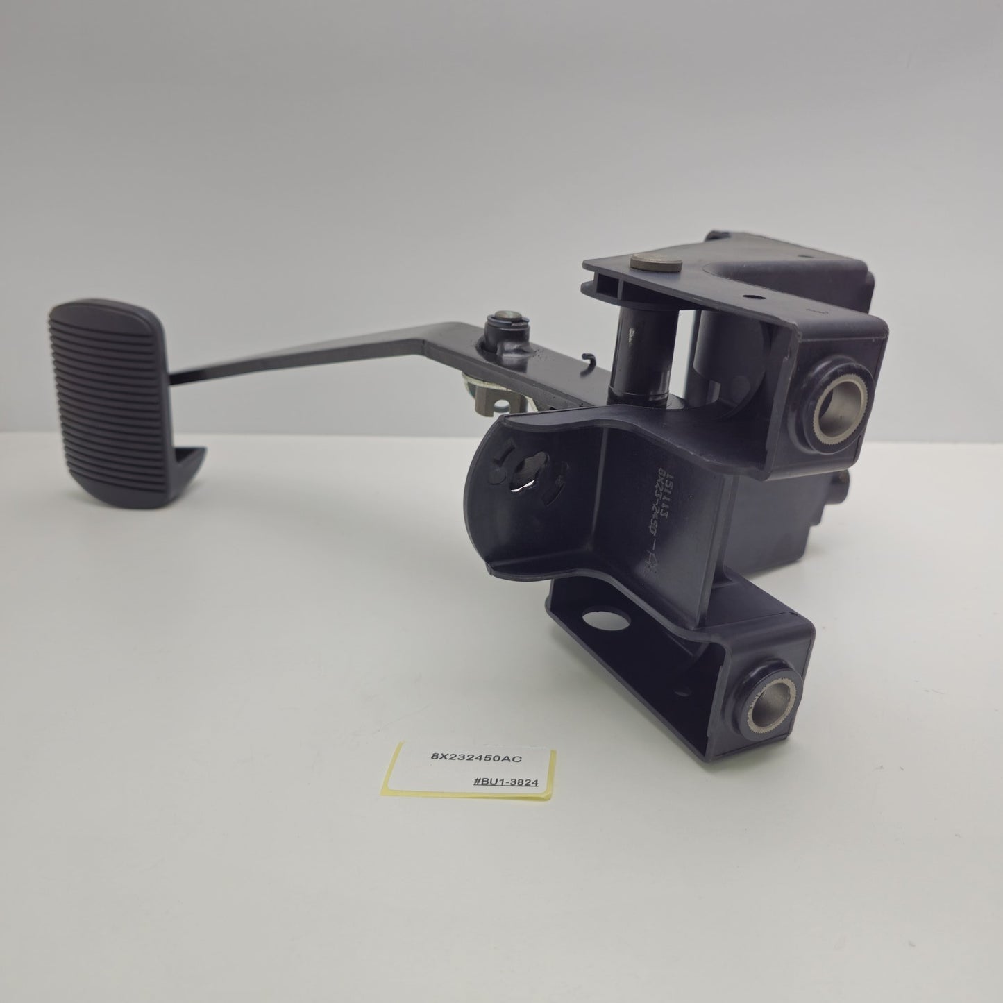 2009-2015 Jaguar XF Brake Pedal Assembly 8X232450AC
