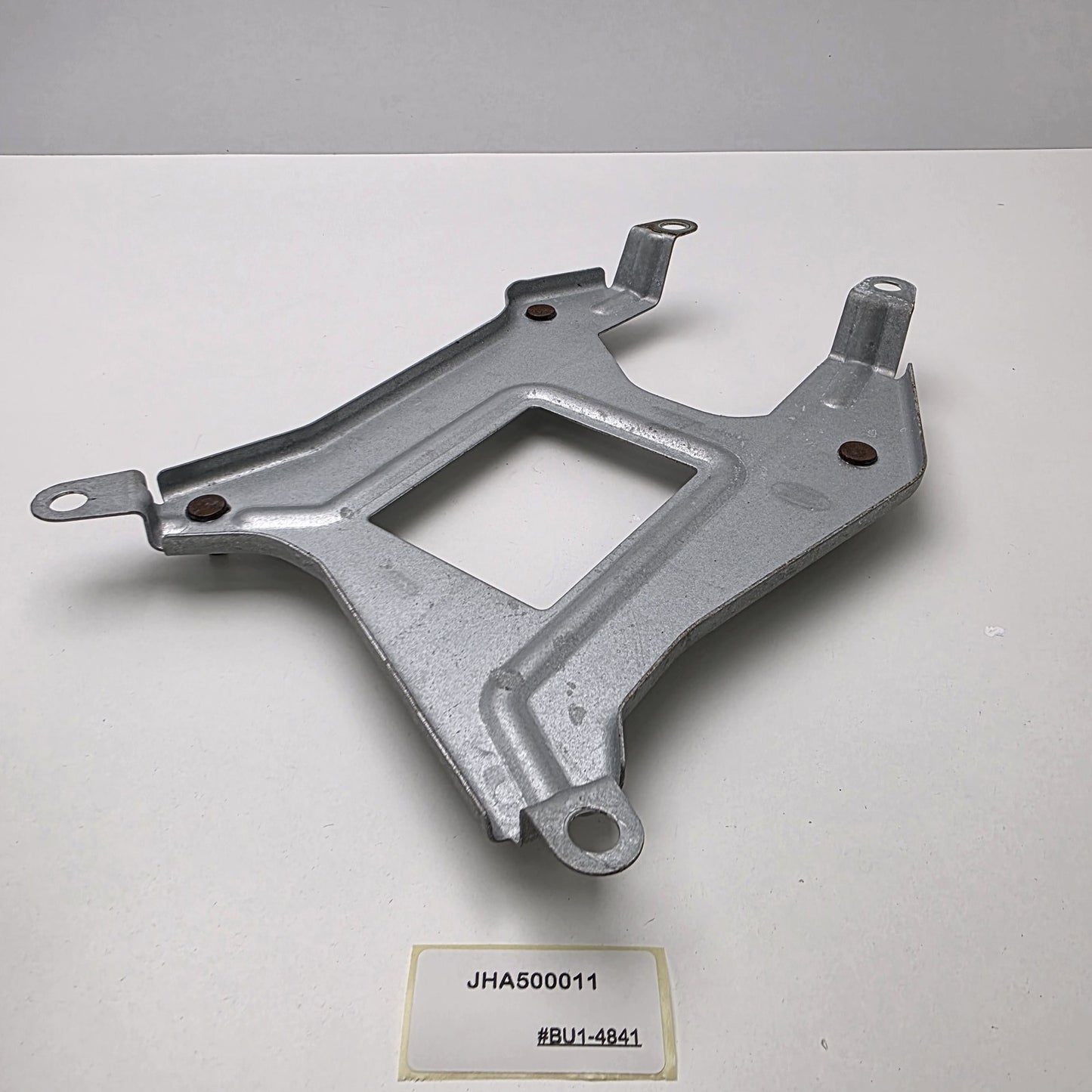 2010-2012 Land Rover Range Rover HVAC Blower Motor Bracket JHA500011