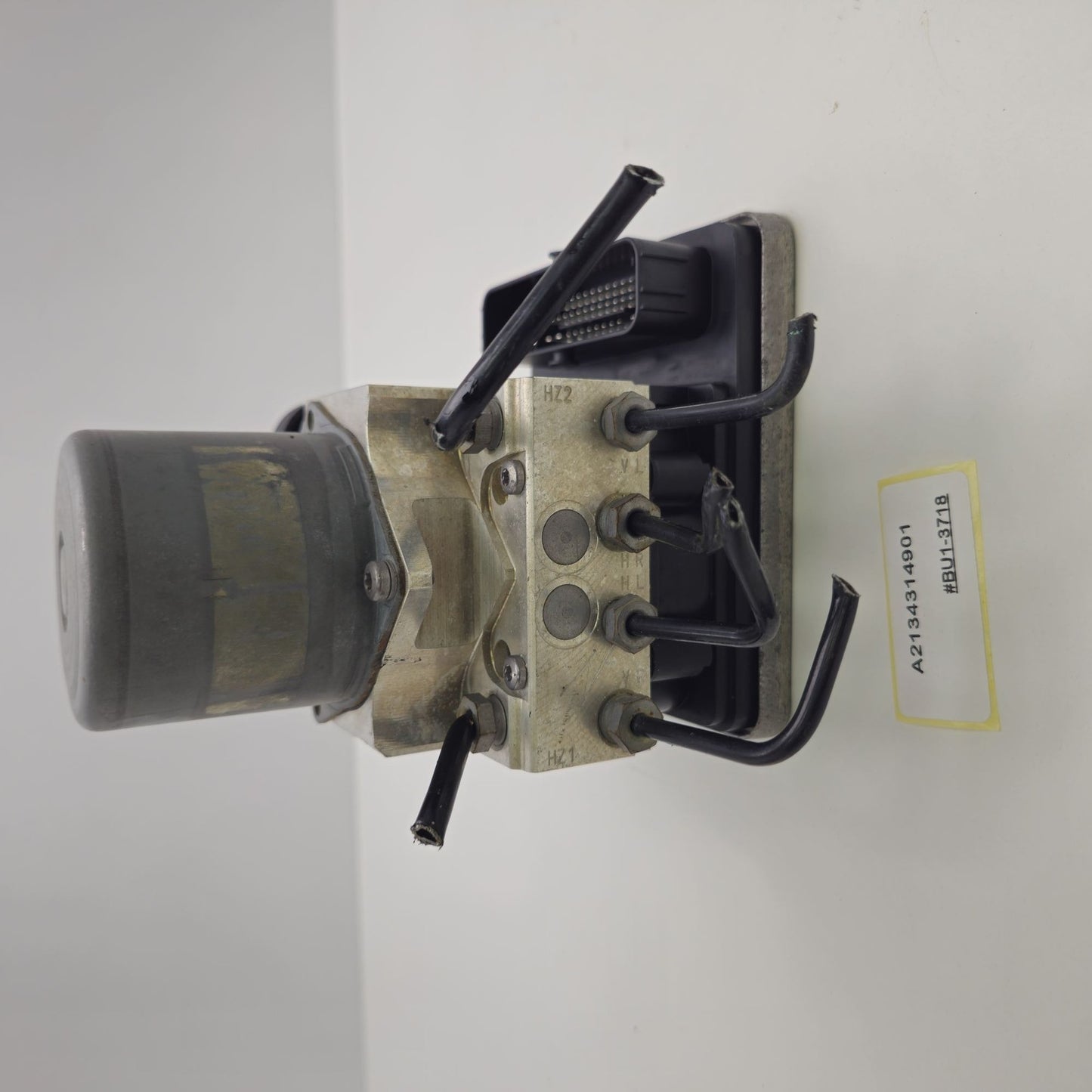 2016-2020 Mercedes-Benz E-Class ABS PUMP ESP MODULE CONTROL A2134314901