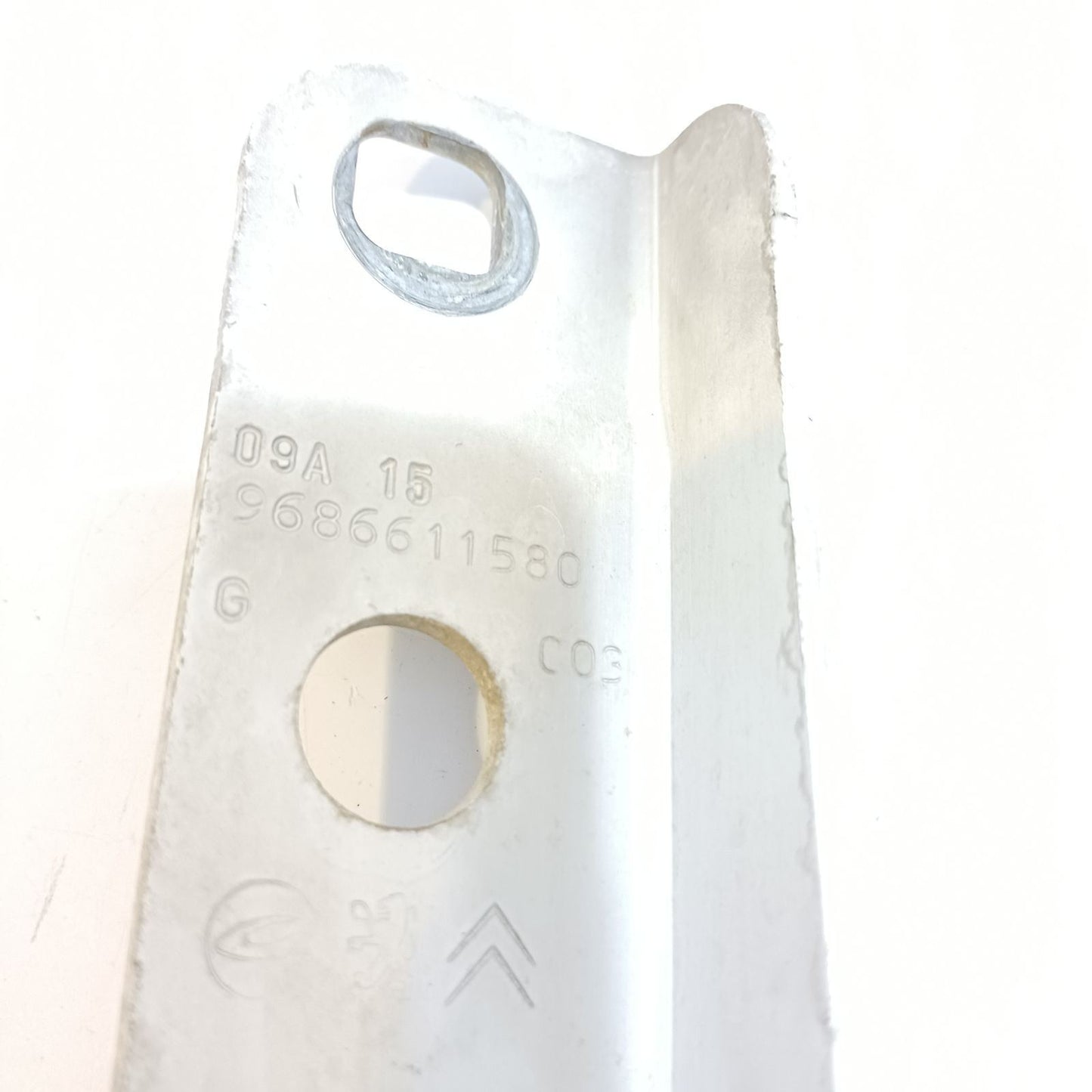 2012-2014 Citroen DS5 Front Left Bonnet Hinge 9686611580