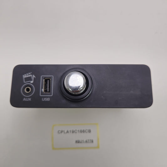 2014 Land Rover Range Rover Centre Console USB AUX Socket Panel CPLA19C166CB
