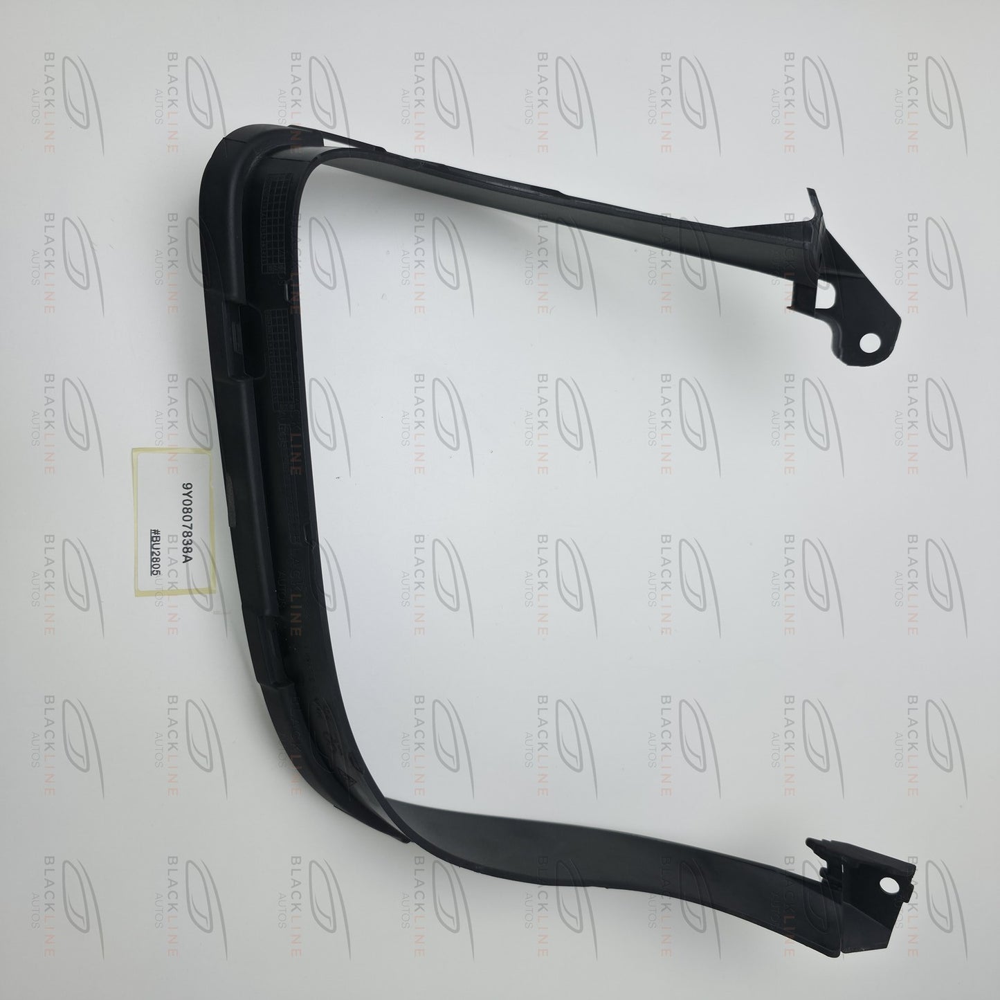 2019-2024 Porsche Cayenne Right Rear Bumper Exhaust Trim Cover 9Y0807838A