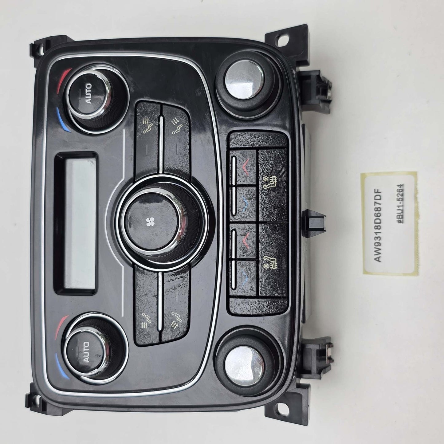 2010-2015 Jaguar XJ Rear Climate Control Panel AW9318D687DF