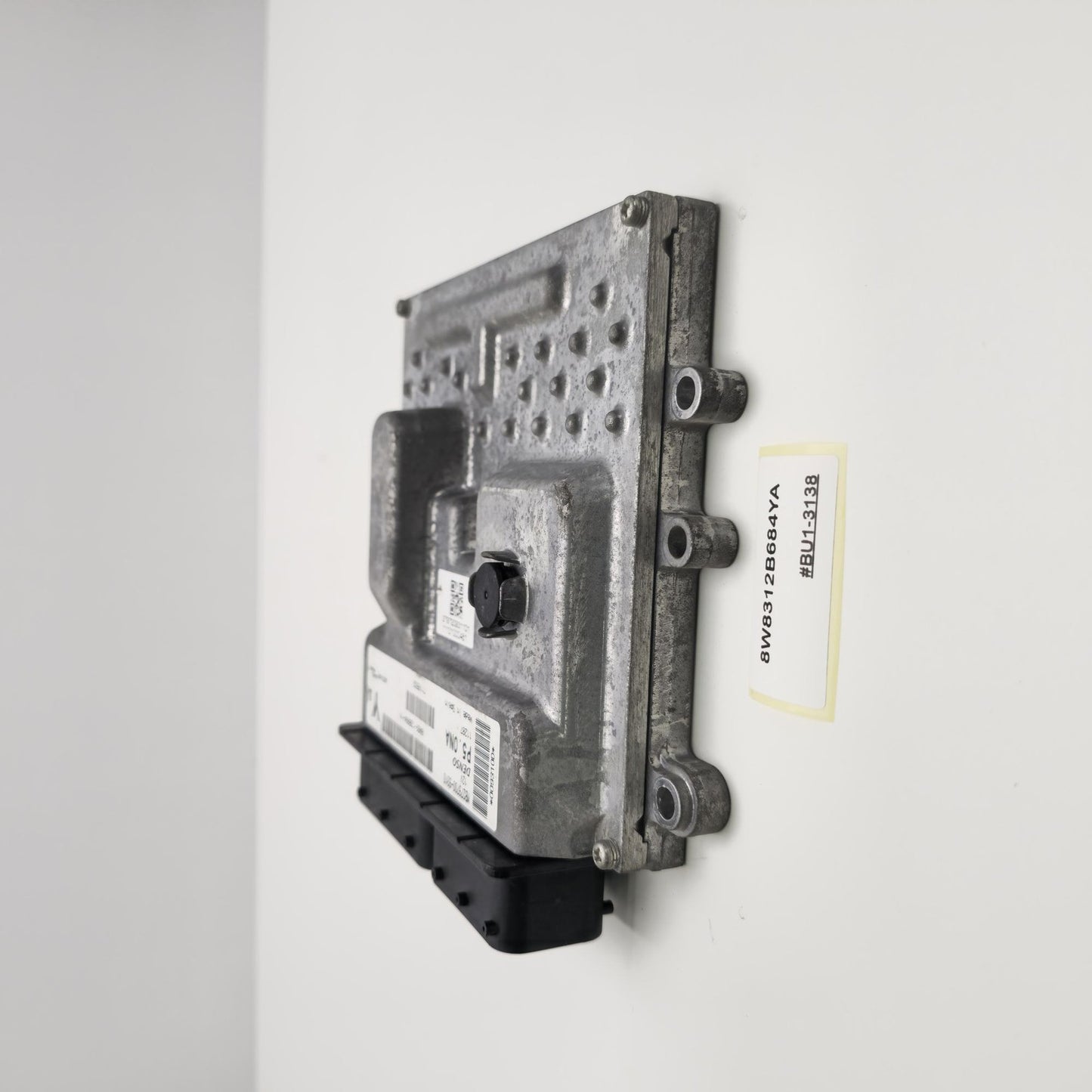 2010-2013 Land Rover Range Rover Engine Control Module ECU ECM 8W8312B684YA