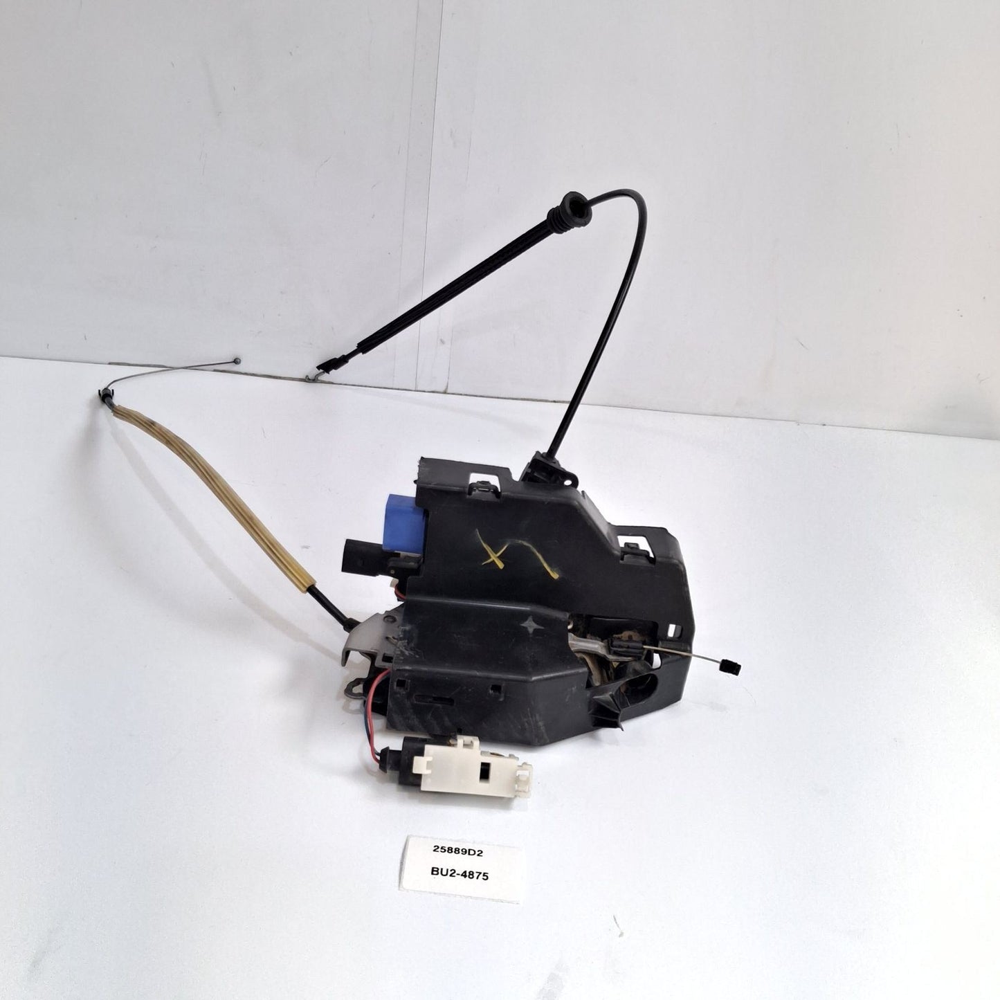 2006-2011 Bentley Flying Spur Rear Left Door Latch Lock Actuator 25889D2