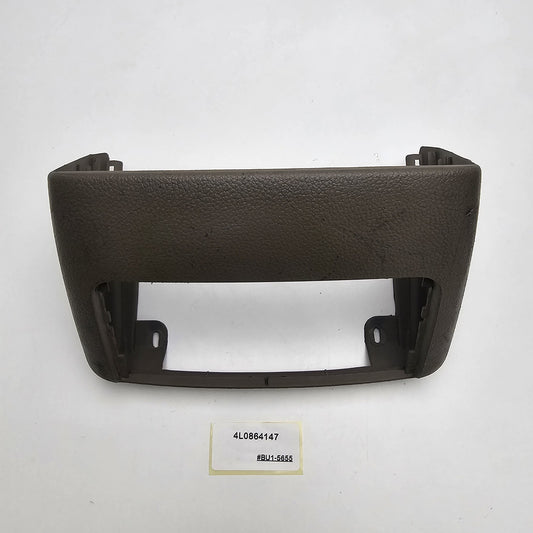 2007-2015 Audi Q7 Rear Console Air Vent Trim Panel 4L0864147
