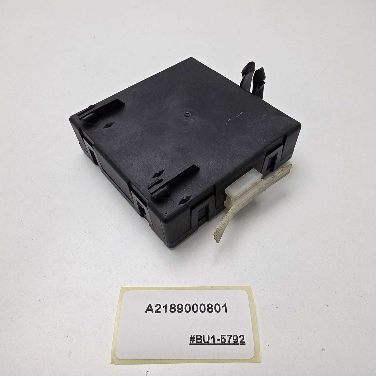 2011-2017 Mercedes-Benz CLS W218 Front Left Door Control Unit A2189000801
