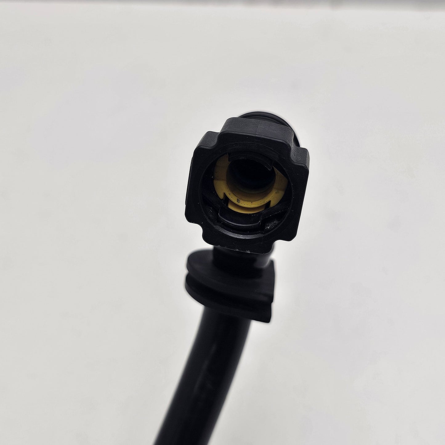 2015 Land Rover Range Rover Vacuum Hose CPLA9C491AD