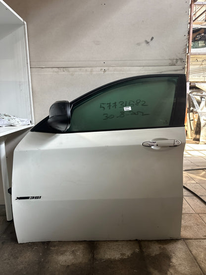 2012 BMW X6 Front Left Green Door Glass Used OEM 51337289091