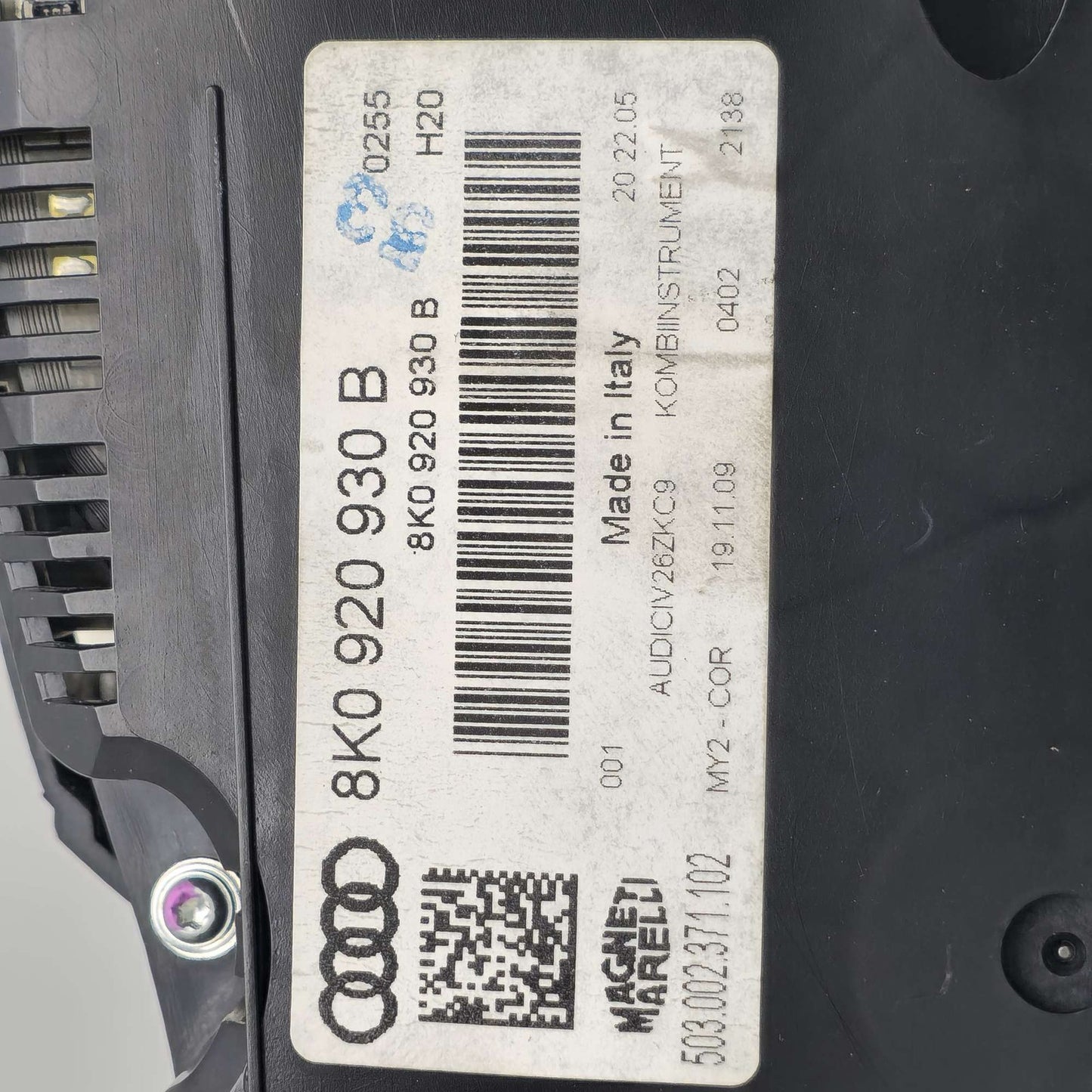 2009-2010 Audi A4 Speedometer Instrument Cluster 8K0920930B