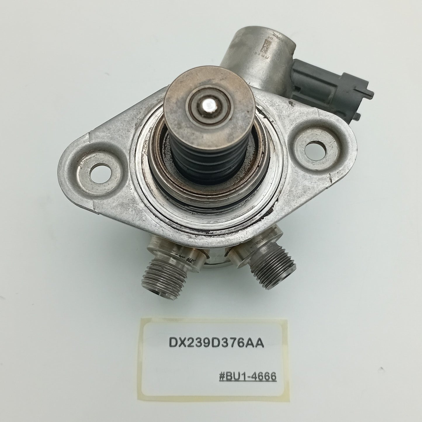 2010-2019 Land Rover Range Rover High Pressure Fuel Pump DX239D376AA