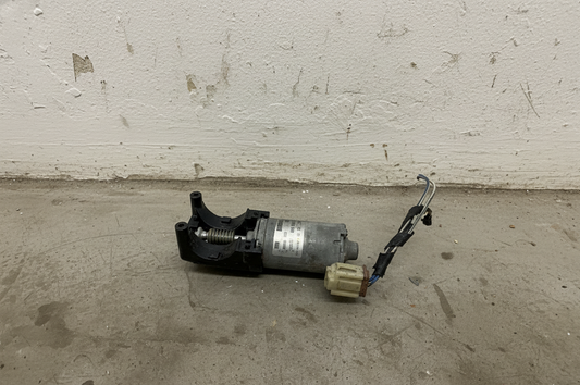 2011–2016 BMW 520i / 5‑Series Seat Angle Adjuster Right Used OEM 52109168760