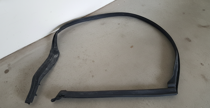 2011–2016 BMW 520i Rear Right Roof Door Seam Seal USED OEM 51357182304