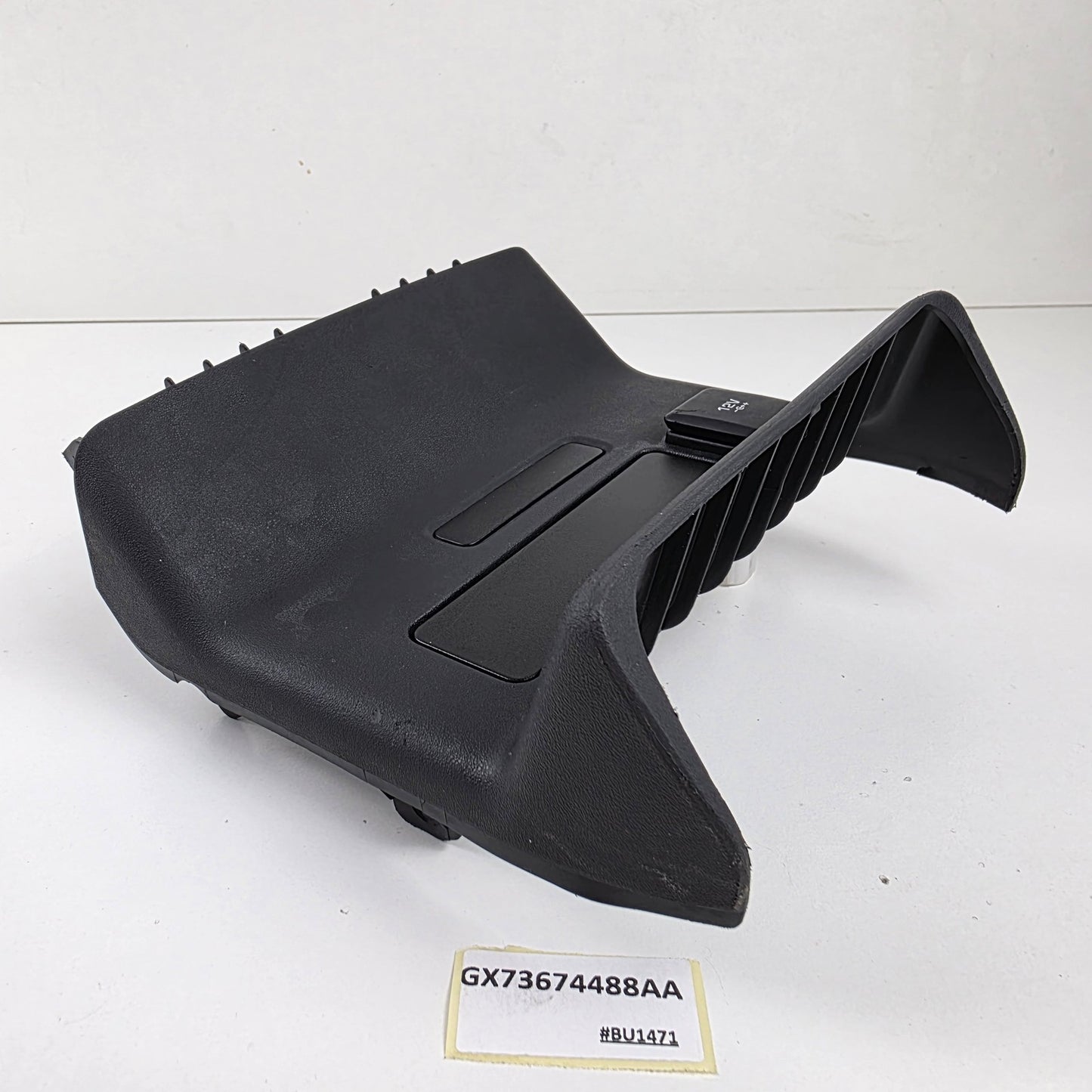 2015-2024 Land Rover Range Rover Velar REAR CONSOLE AIR VENT GX7367448AA
