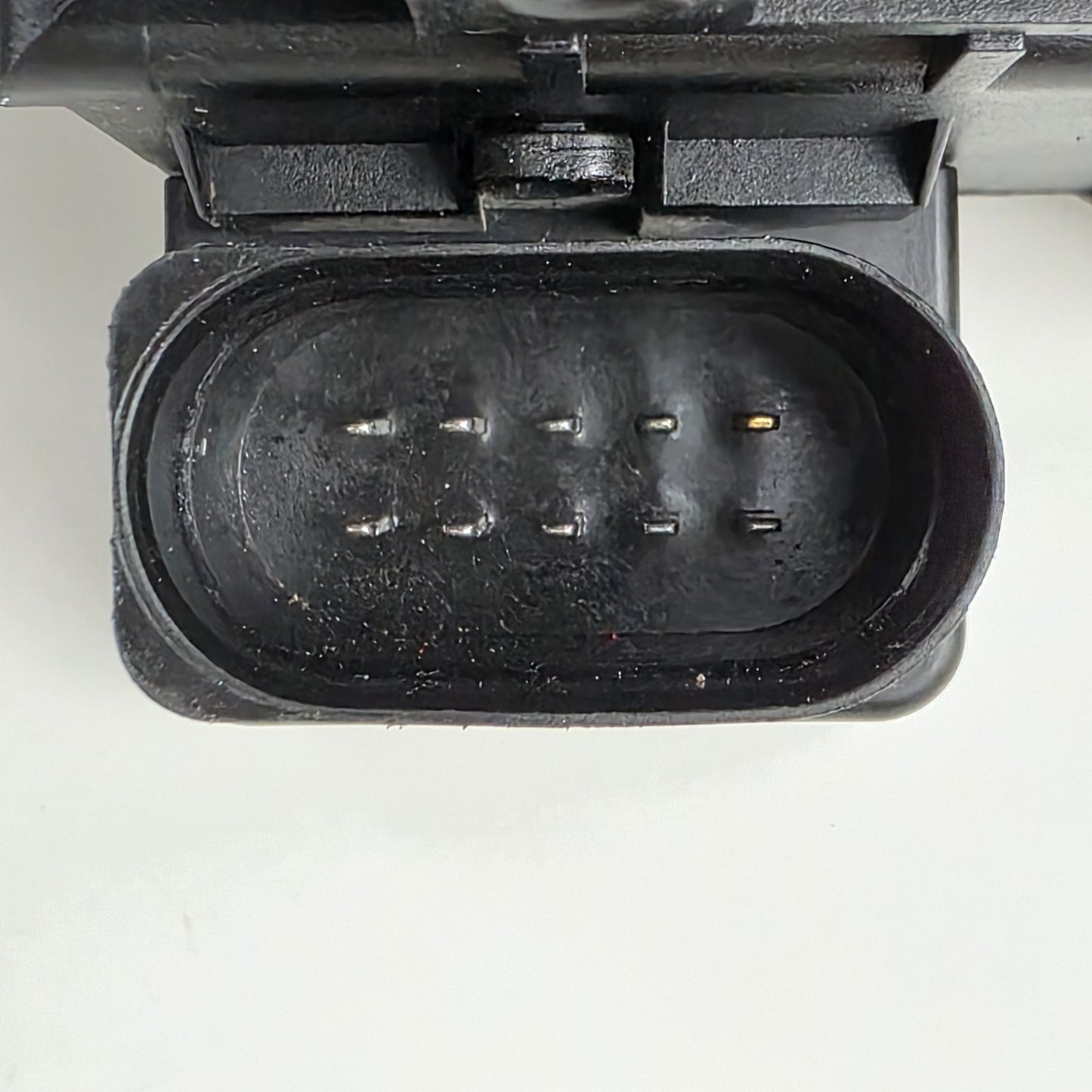 2012-2018 Audi A6 C7 Allroad Quattro Air Suspension Valve Block 4H0616013