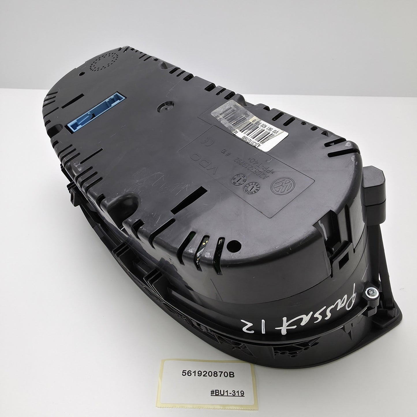 2013-2014 Volkswagen Passat COMB.INSTRUMENT. 561920870B