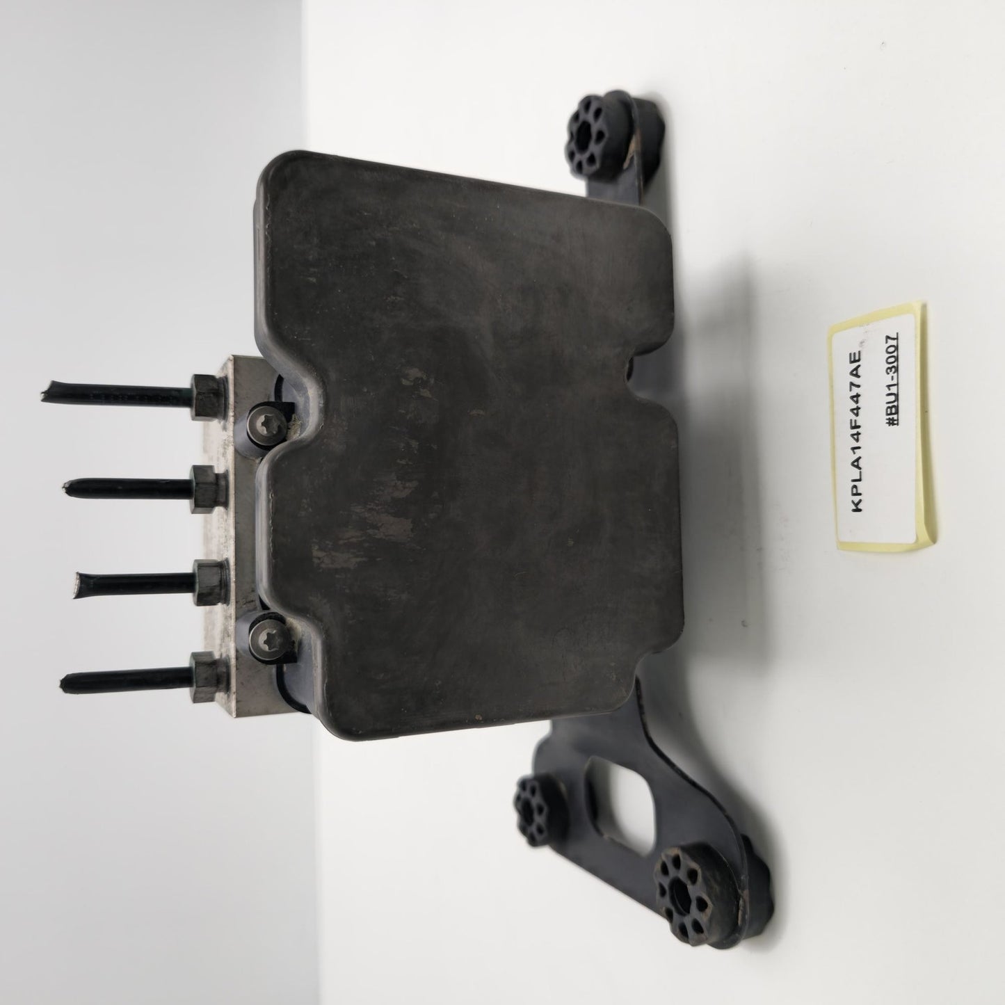 2019-2020 Land Rover Discovery ABS BRAKE PUMP KPLA14F447AE
