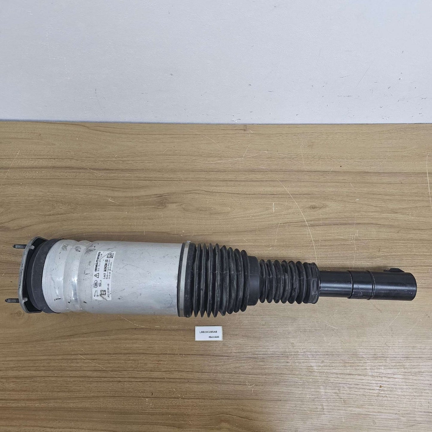 2020-2023 Land Rover Defender Front Right Air Suspension Shock L8B23C285AB
