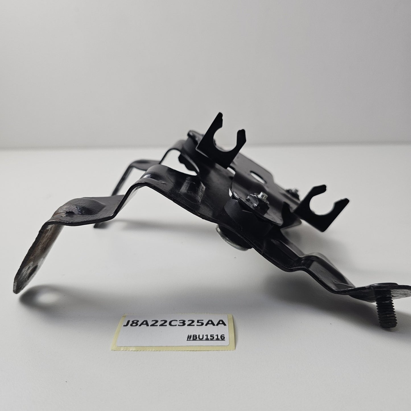 2015-2022 Jaguar F-Pace ABS Pump Holder Support Bracket GX732C325CD